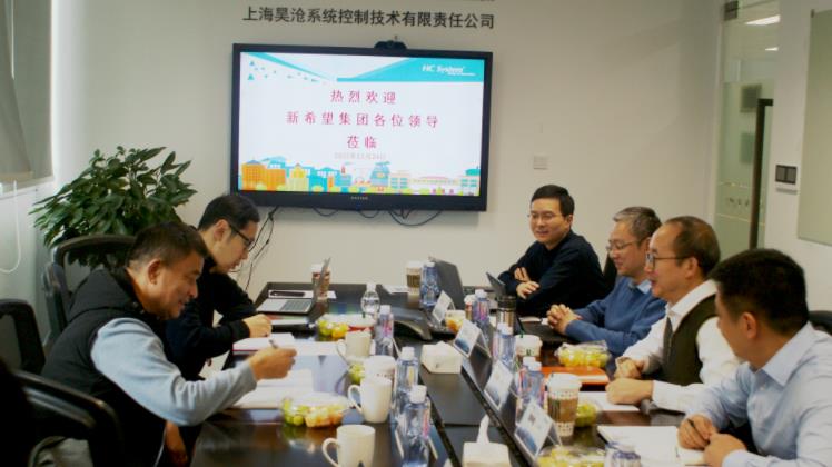 新希望集團(tuán)董事長劉永好一行蒞臨上海昊滄參觀指導(dǎo)